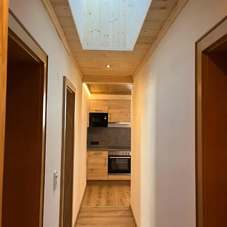 Wirtshaeusl アパート *